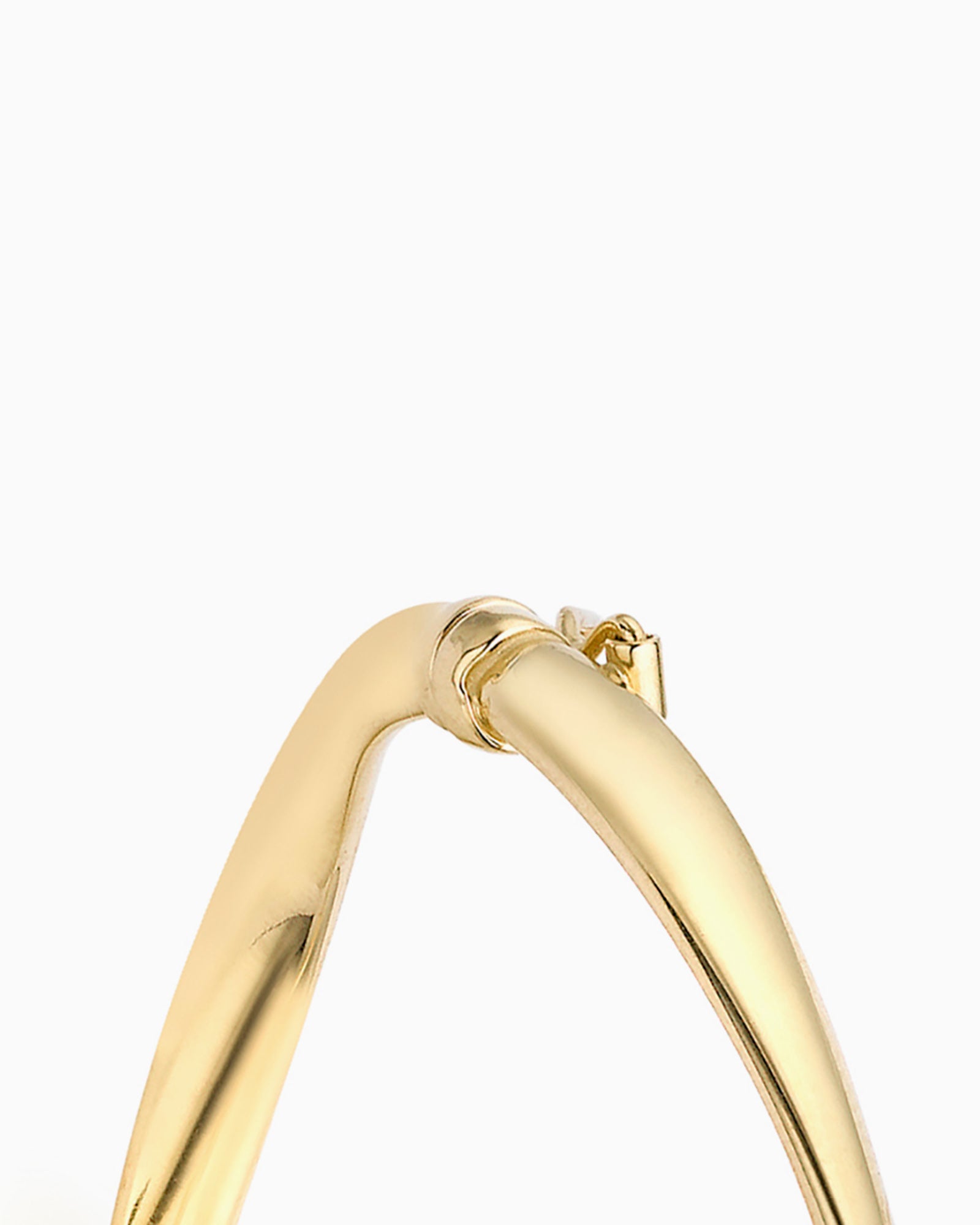 Essentials 9K Gold Organic Twist Bangle