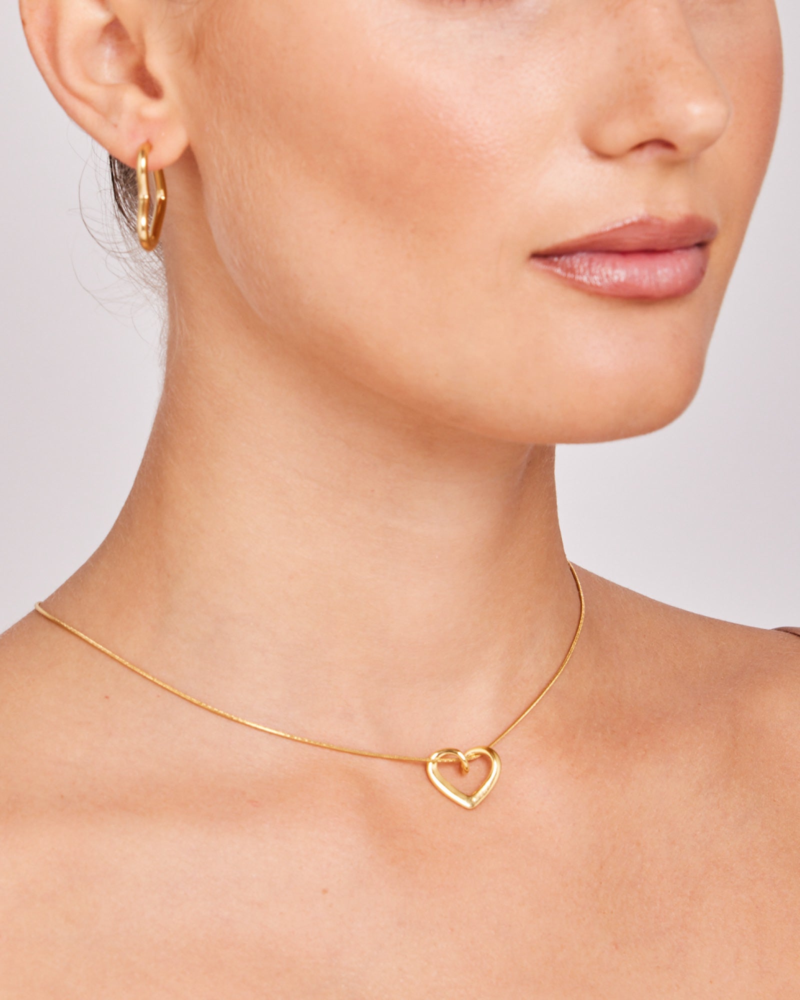 Essentials Minimalist Heart Necklace | Zoe Olivia Jewellery Australia