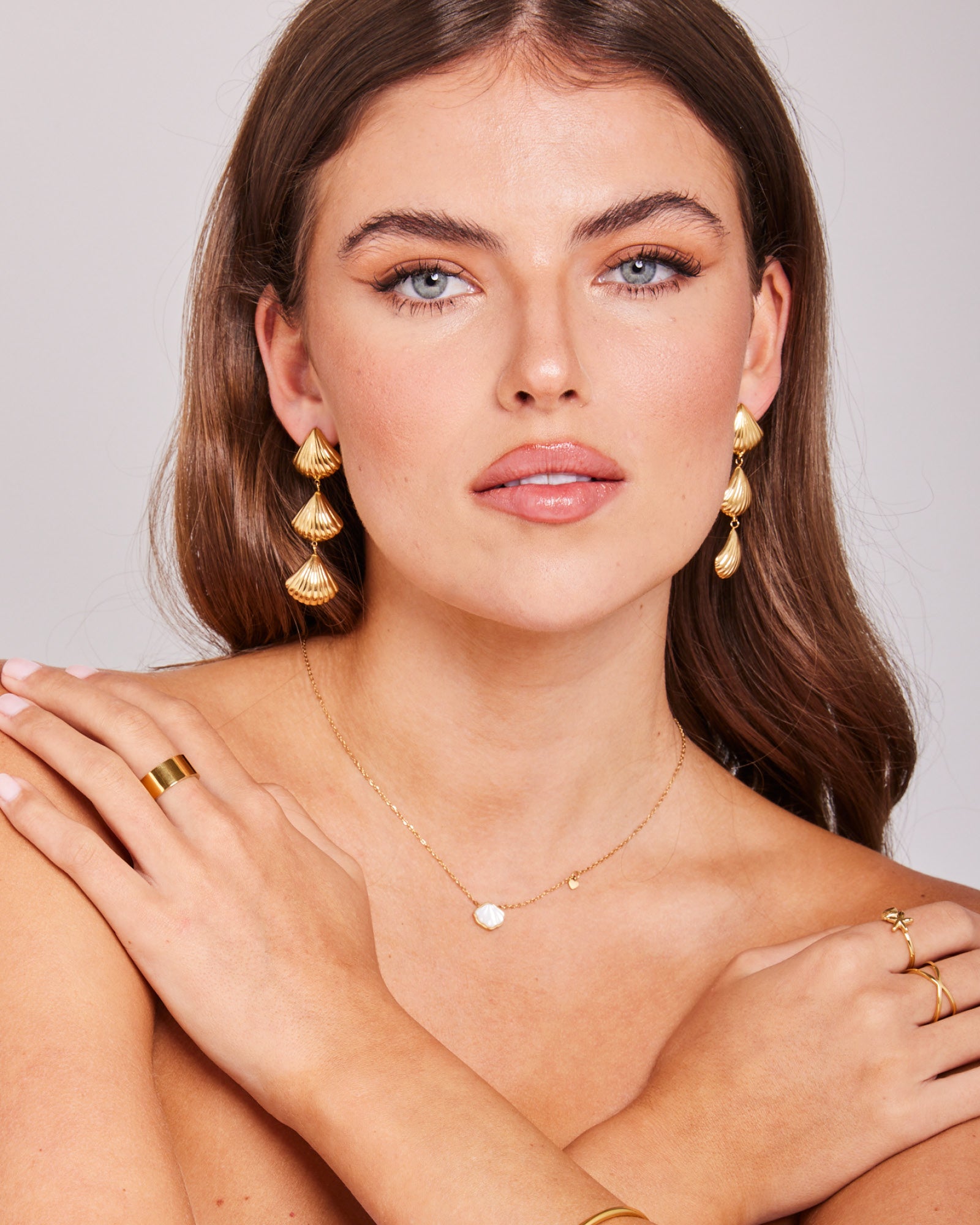 Drift Mother of Pearl Shell Necklace | Zoe Olivia Jewellery Australia