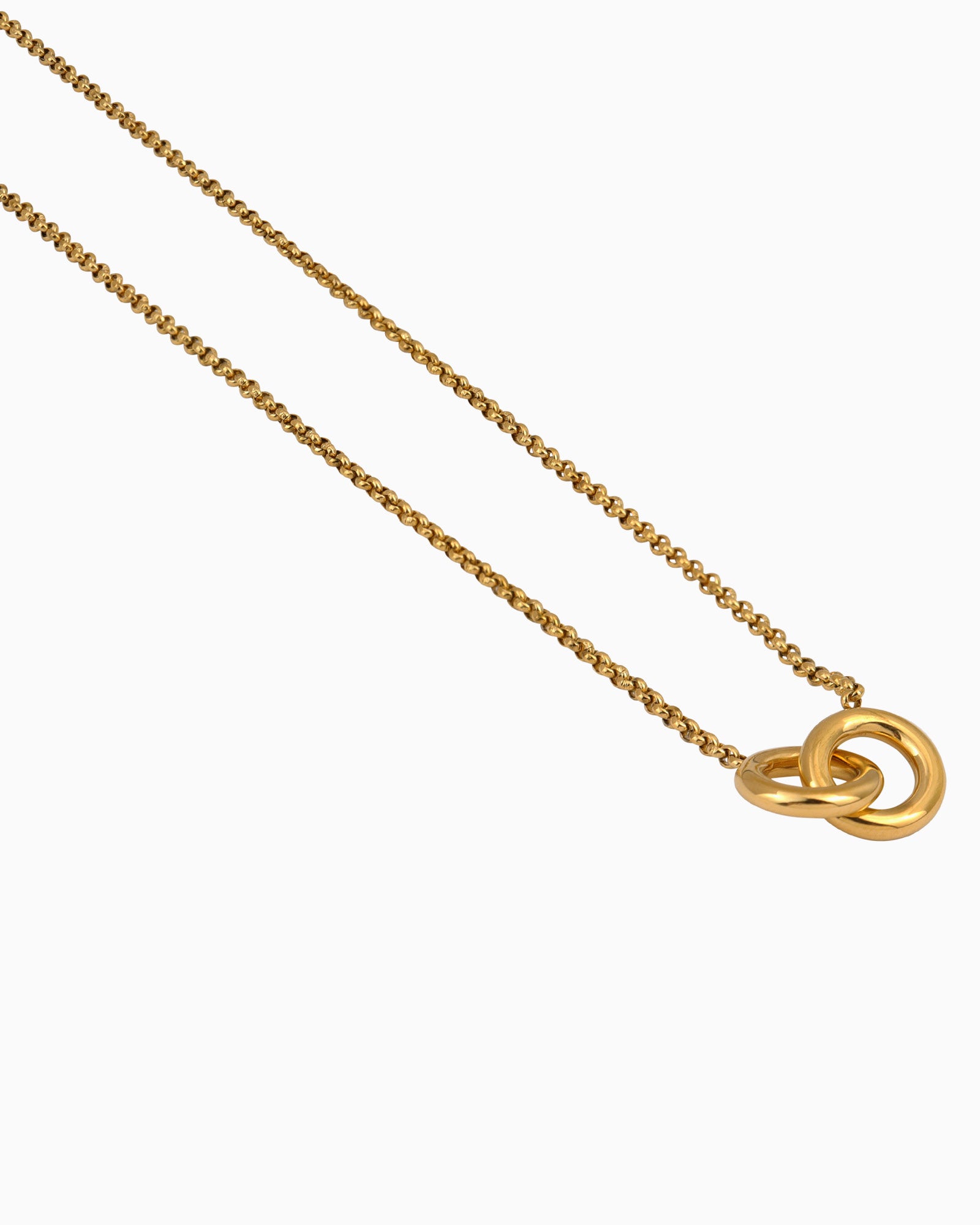 Essentials Interlocking Circles Necklace
