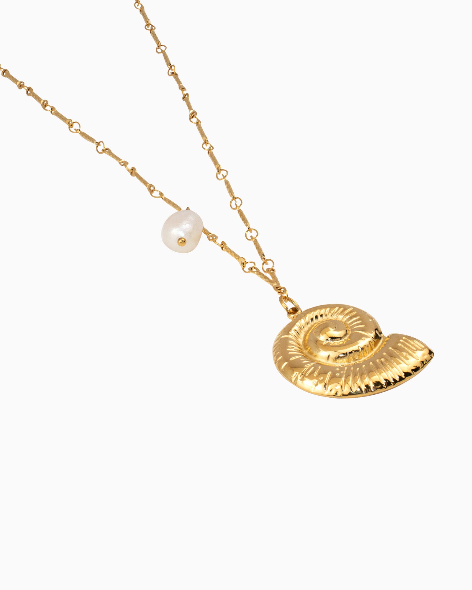 Solara Freshwater Pearl and Shell Necklace | Zoe Olivia Jewellery Australia