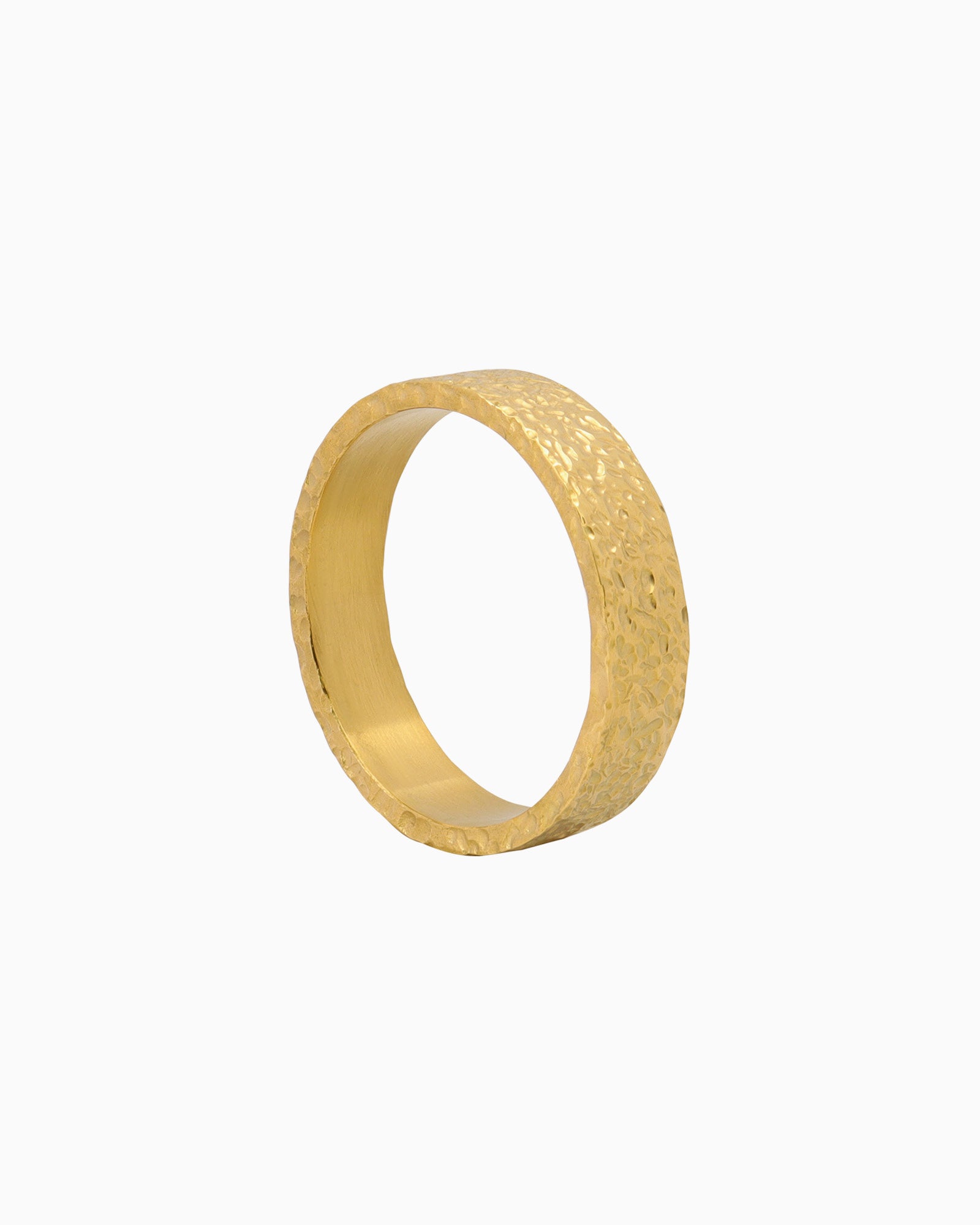 Escarpment Medium Rough Hammered Band