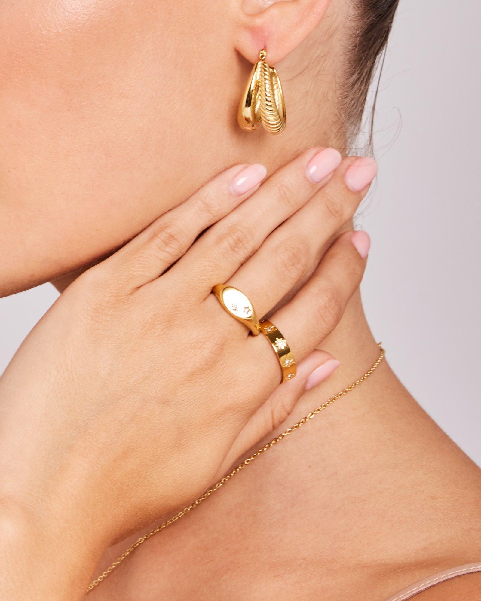 Stars Thick Cubic Zirconia Star Ring | Zoe Olivia Jewellery Australia