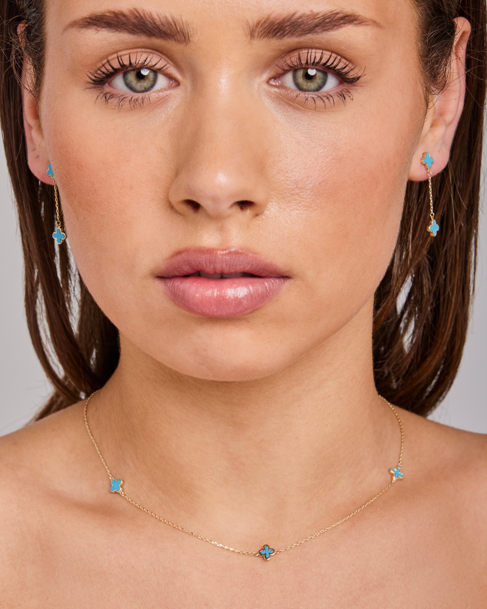 Alina 9K Gold Turquoise Petal Necklace