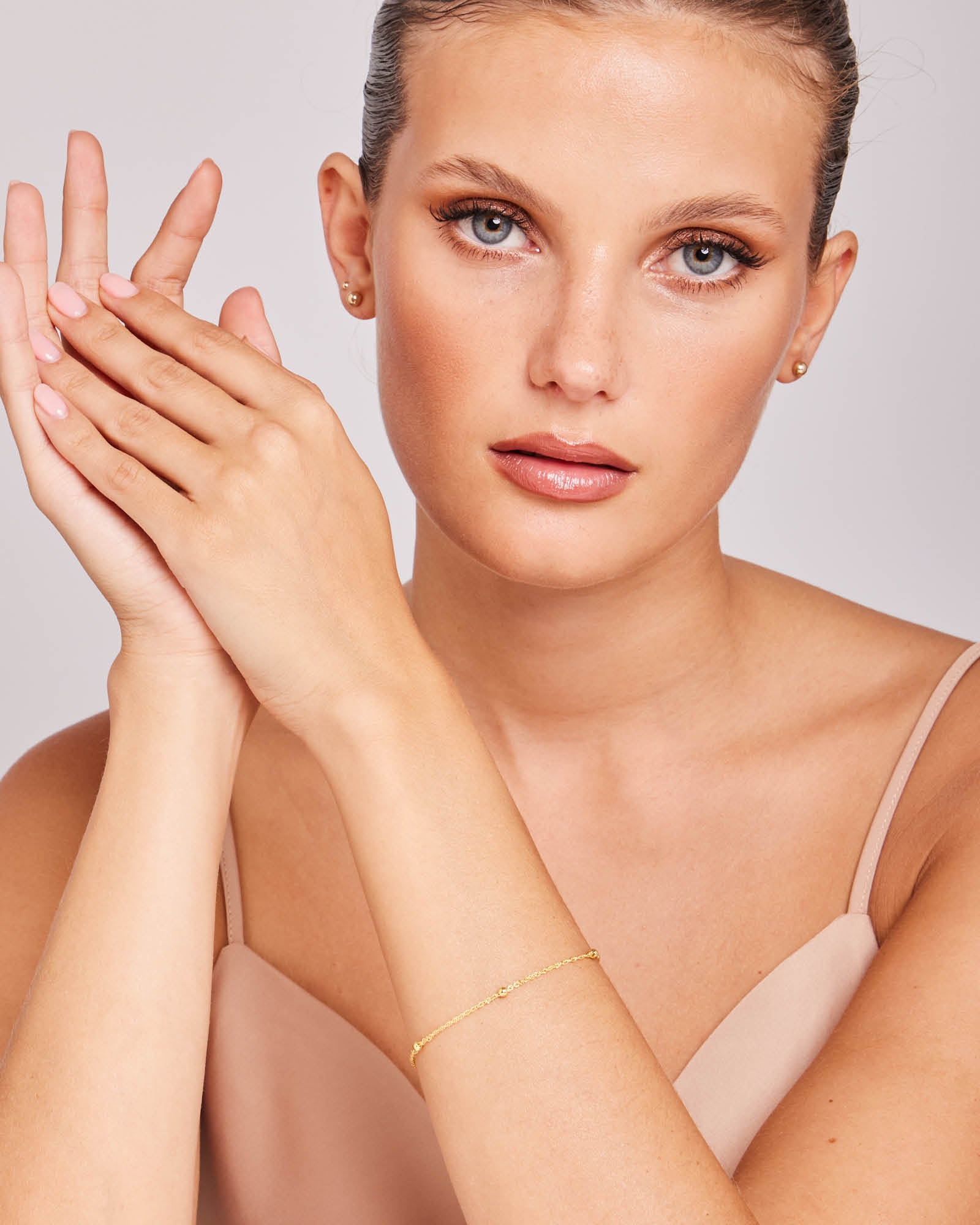 Essentials 9K Gold Twist Bracelet | Zoe Olivia Jewellery Australia