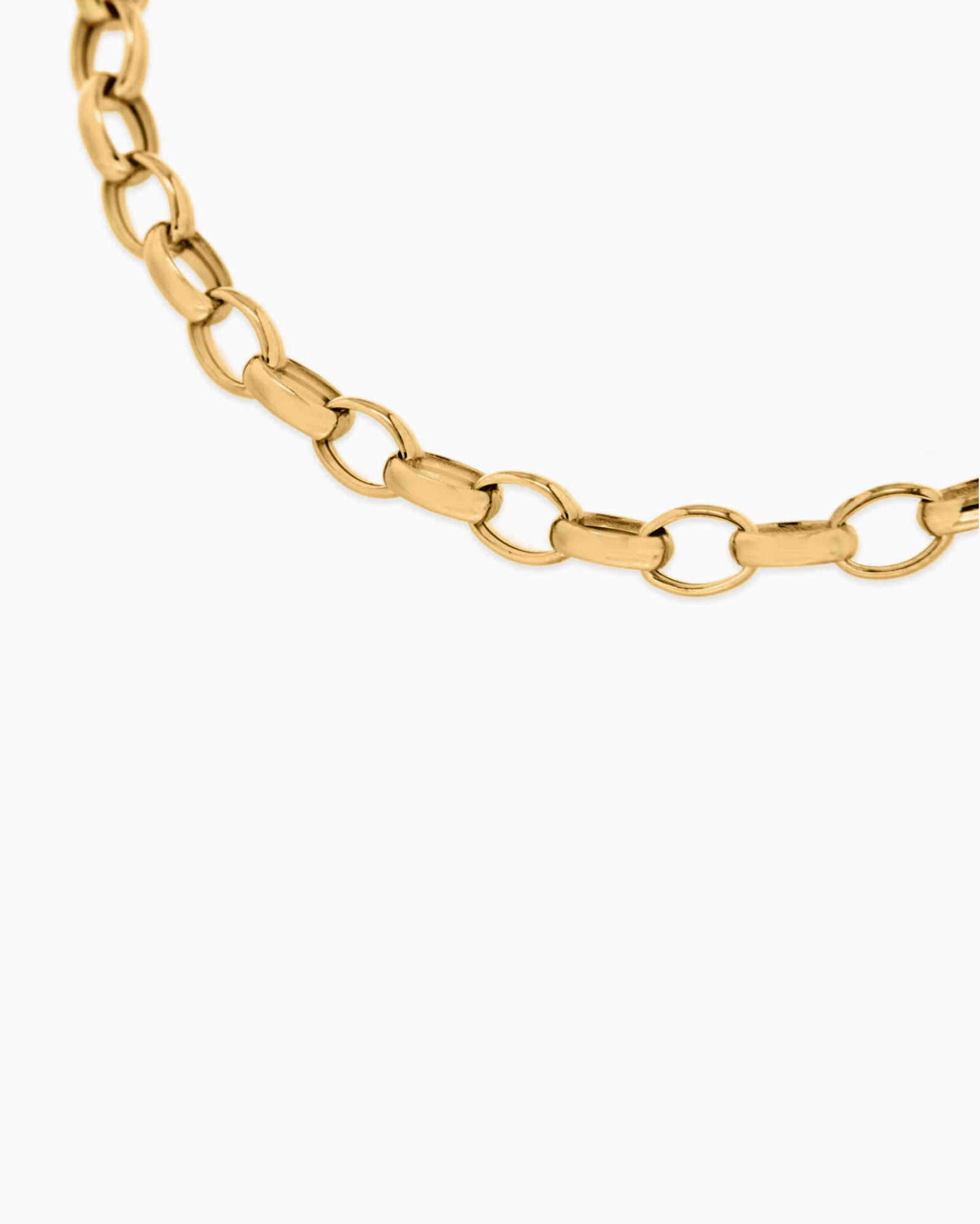 Essentials 9K Gold Oval Link Bracelet