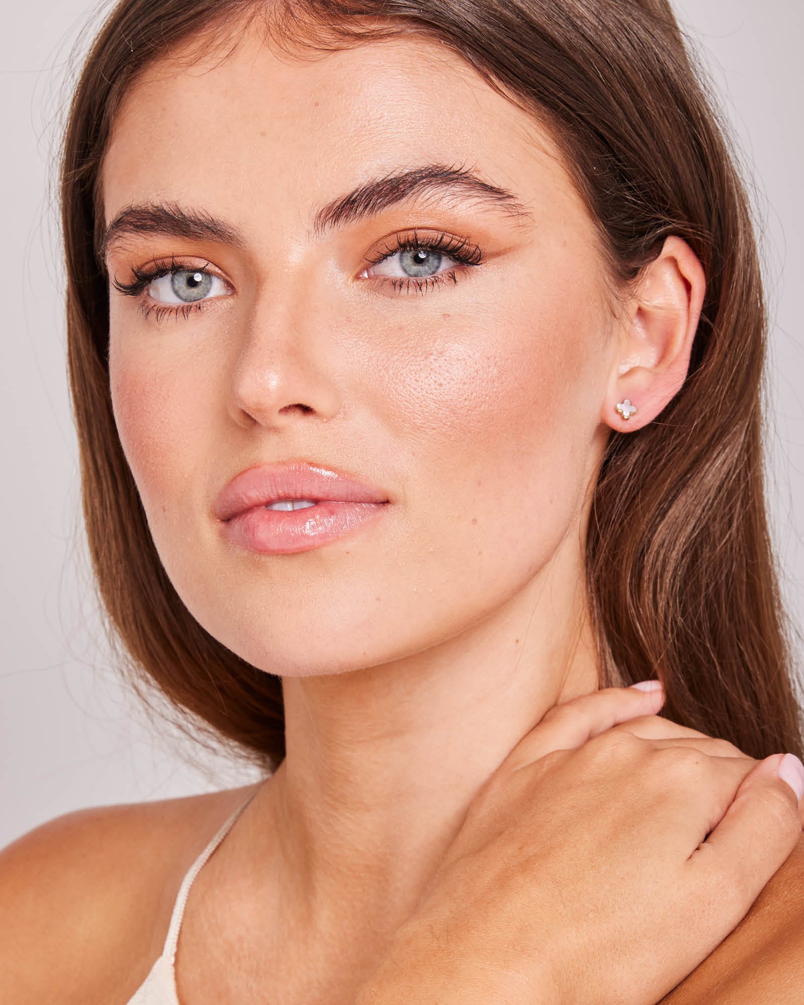 Essentials 9K Gold Petal Stud Earrings | Zoe Olivia Jewellery Australia
