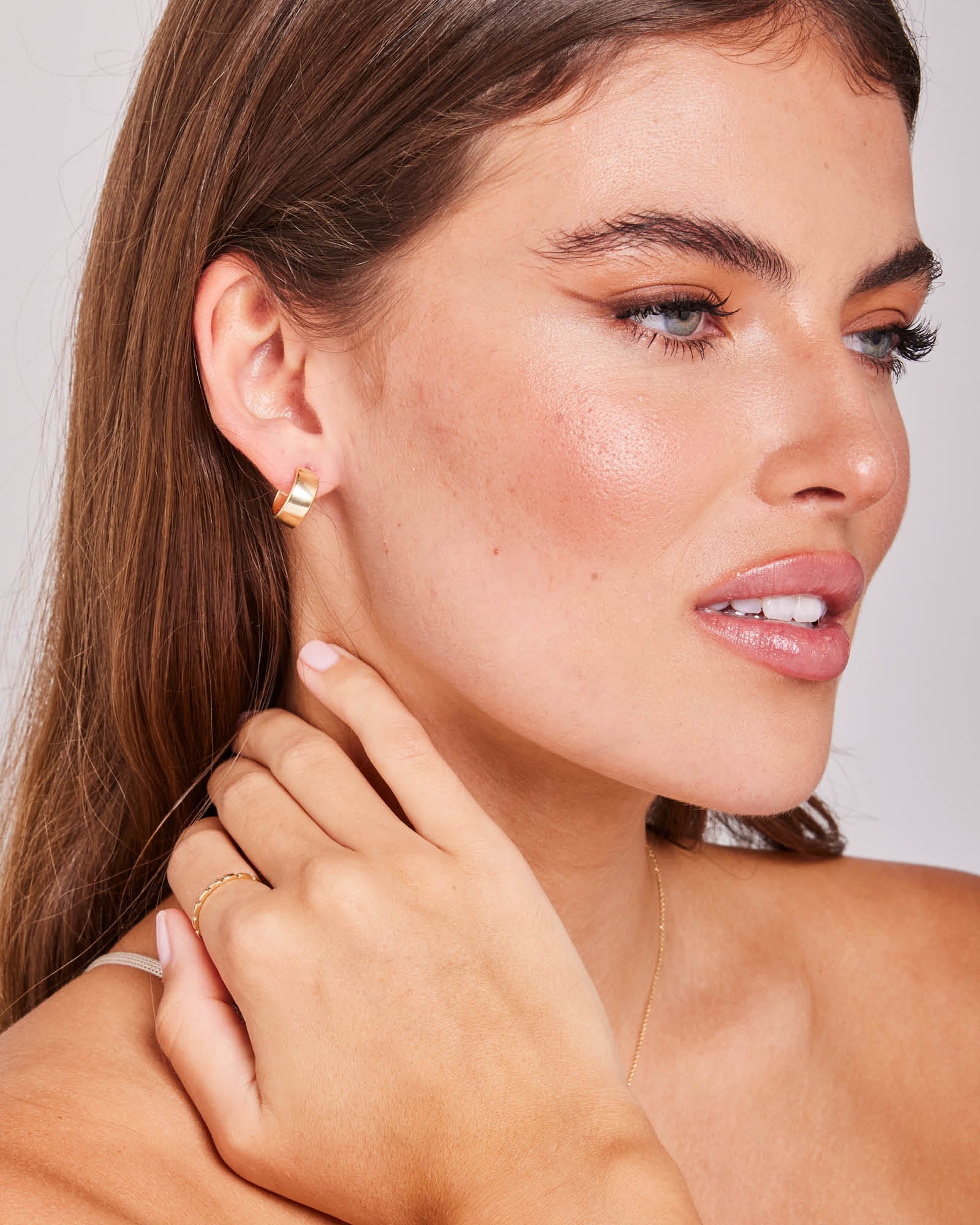 Essentials 9K Gold Cut Stacker Ring | Zoe Olivia Jewellery Australia
