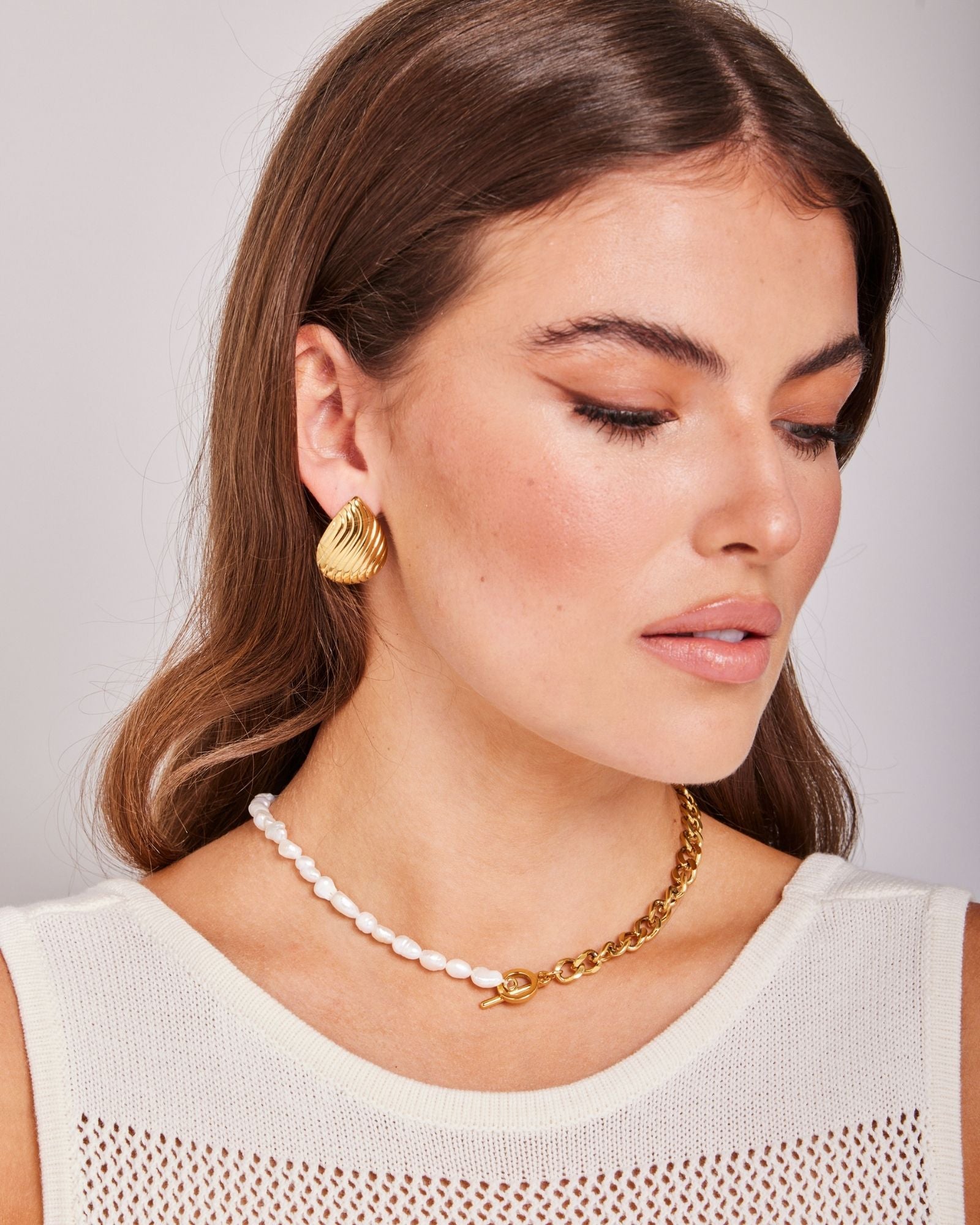 Drift Teardrop Earrings & Opaline Pearl Necklace Set