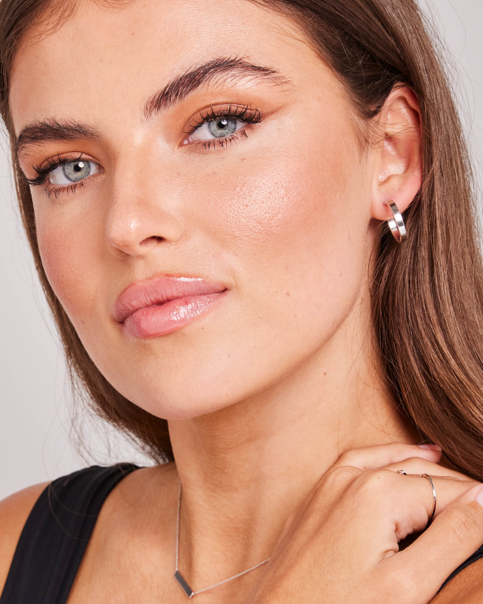 Essentials 9K Gold Thin Hoops | Zoe Olivia Jewellery Australia