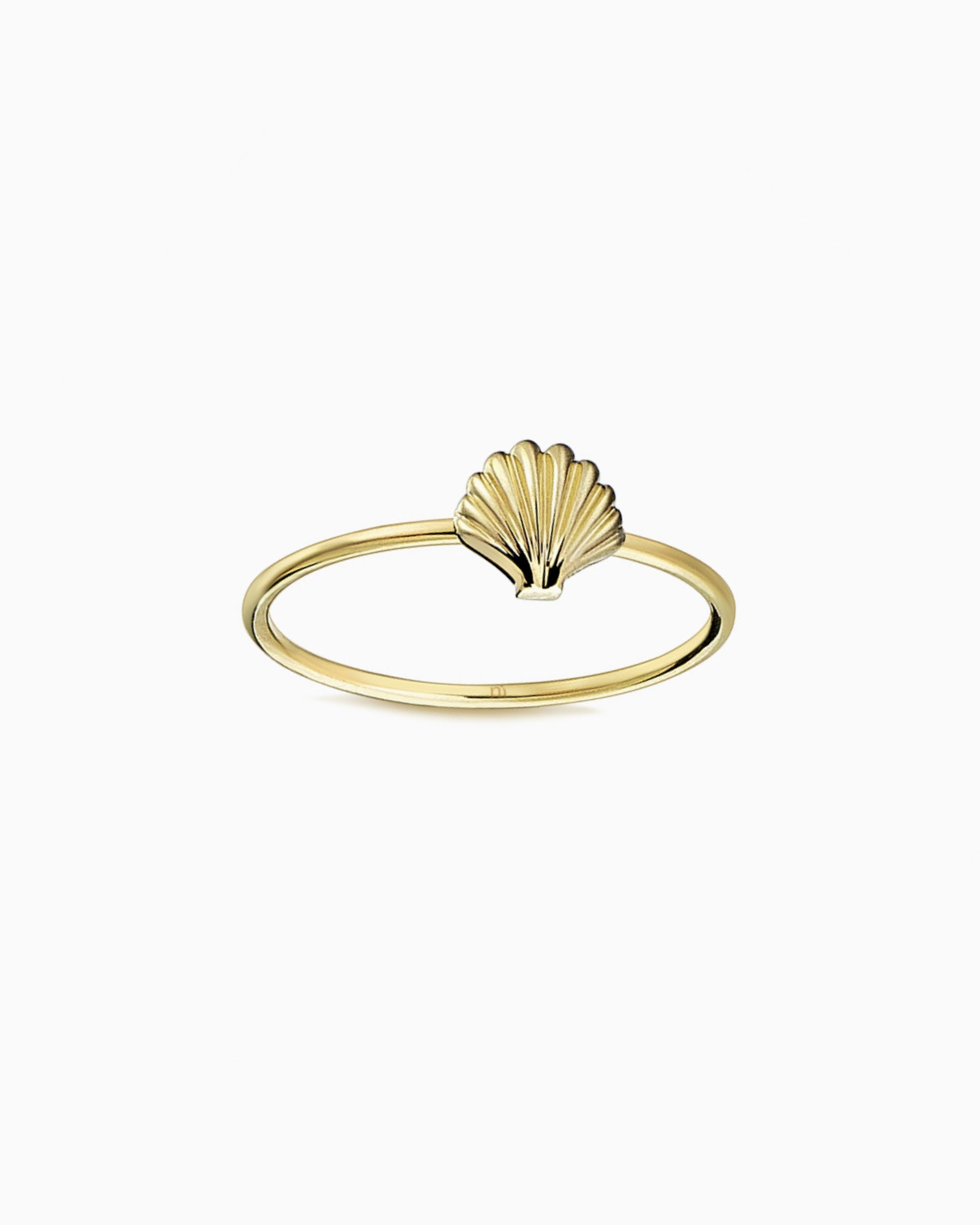 Oceane 9K Gold Clam Shell Ring