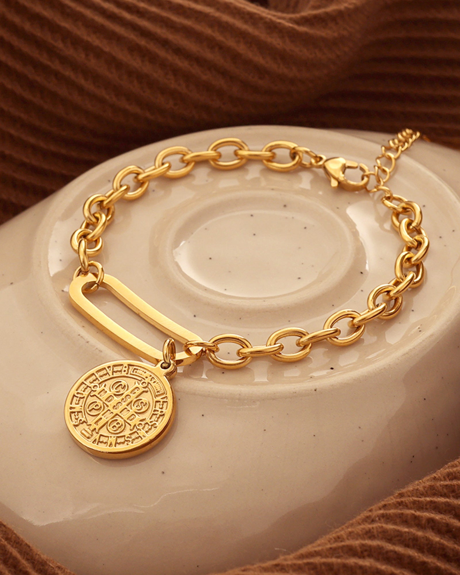 Muse Gold Medallion Bracelet – Waterproof PVD Chain