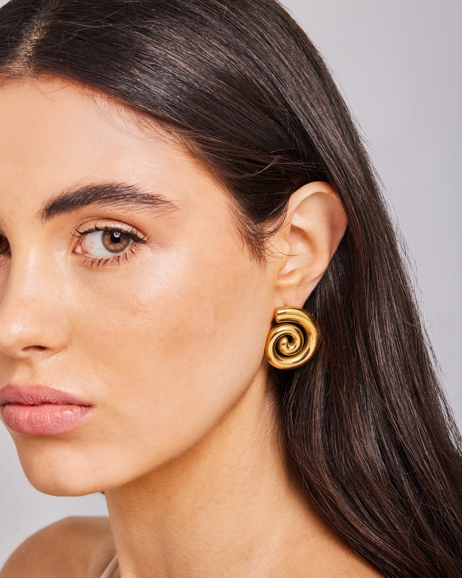 Aurelia Smooth Spiral Stud Earrings in Gold | Zoe Olivia Jewellery Australia