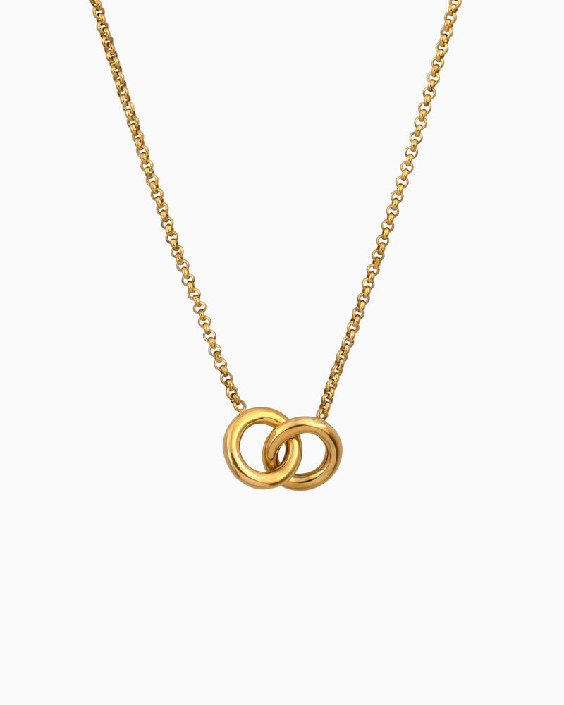Essentials Interlocking Circles Necklace