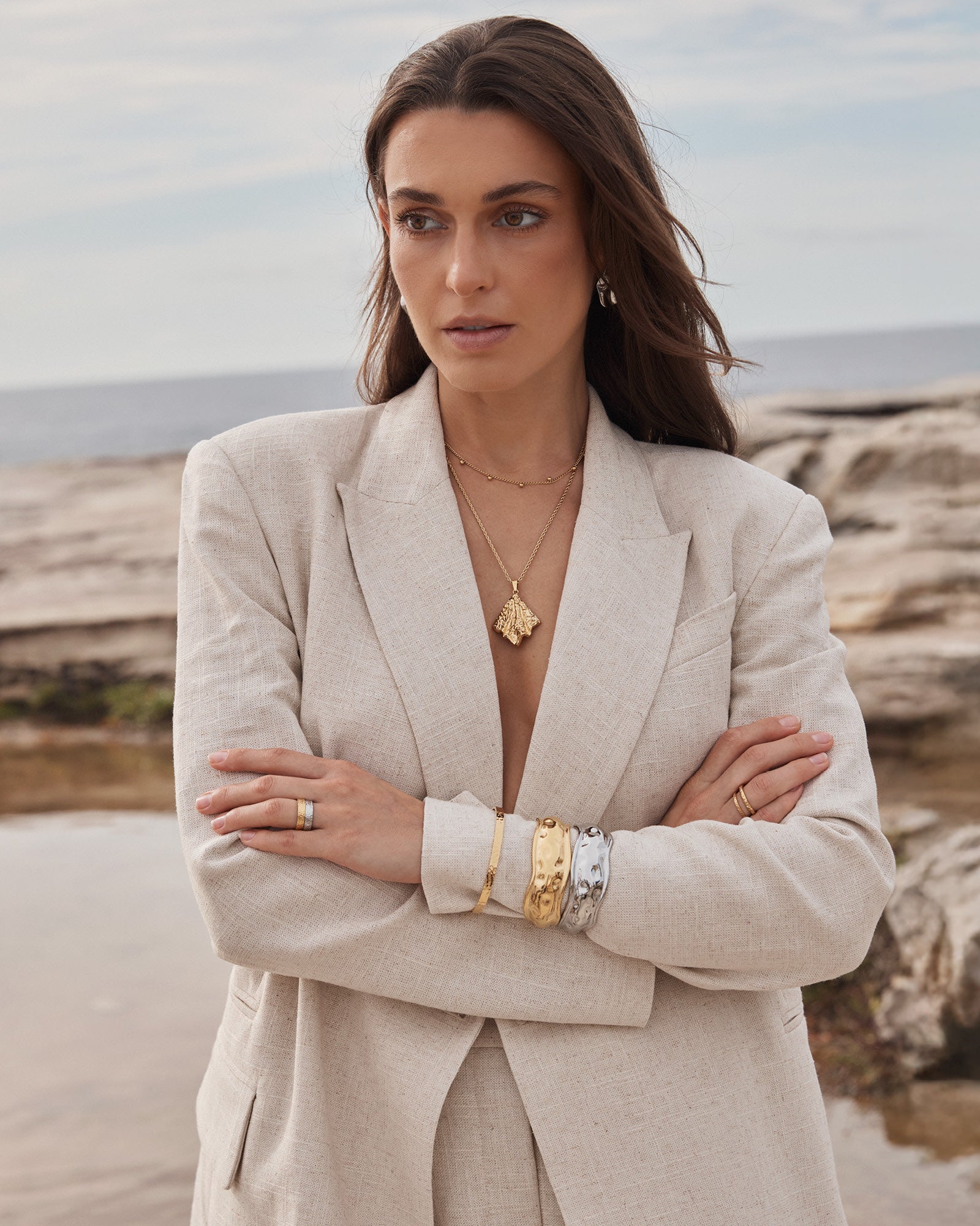 Escarpment Textured Ripple Necklace